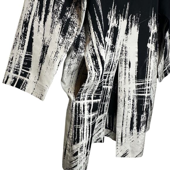 Lafayette 148 New York RARE Black White Raincoat Large Jacket Pockets Abstract - Picture 8 of 12